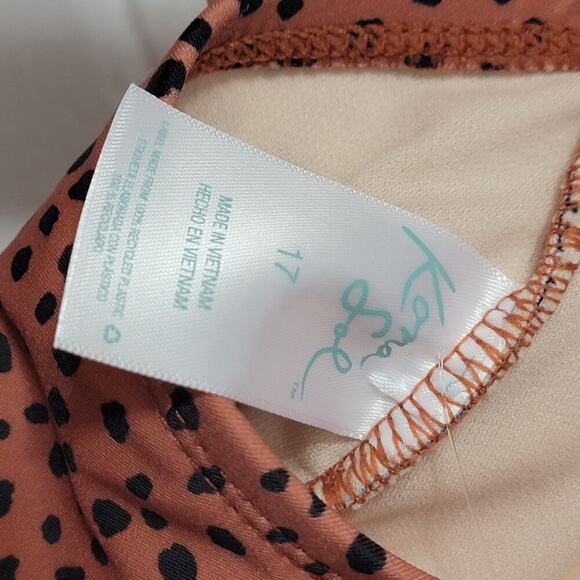 Kona Sol High Coverage One Piece Swimsuit Size 17 - Picture 3 of 11